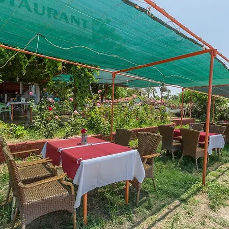 Ξενοδοχείο με διαμερίσματα Heaven Beach Apart 2*