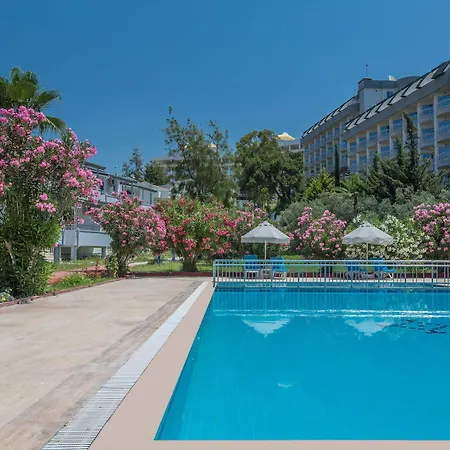 Ξενοδοχείο με διαμερίσματα Heaven Beach Apart 2*