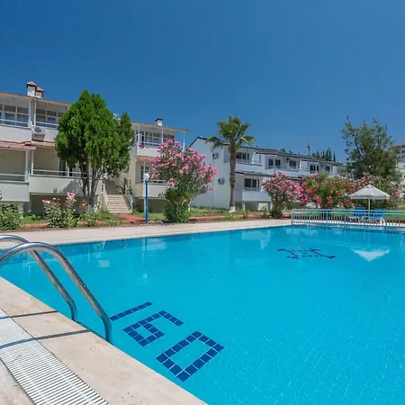 Ξενοδοχείο με διαμερίσματα Heaven Beach Apart 2*